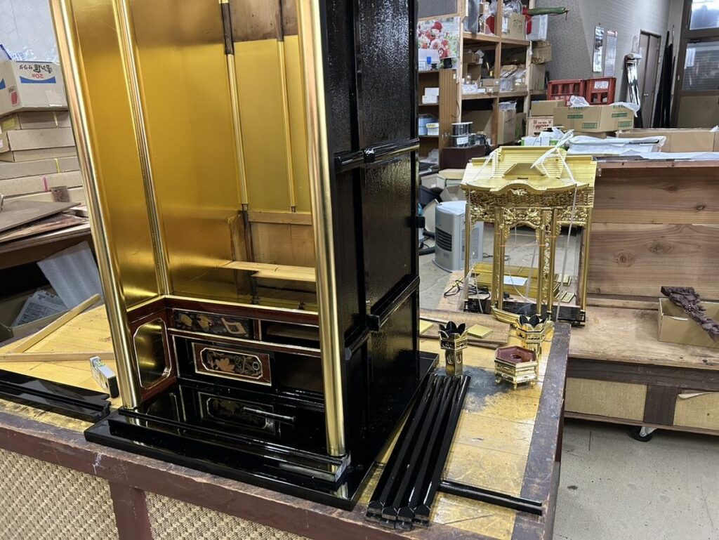 【お仏壇の修理・修復】伝統工芸品の美川仏壇を修復中です！